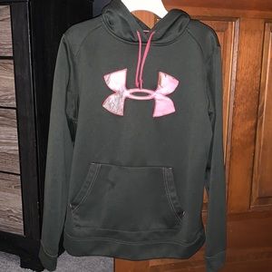 Under Armour Women’s Sweatshirt